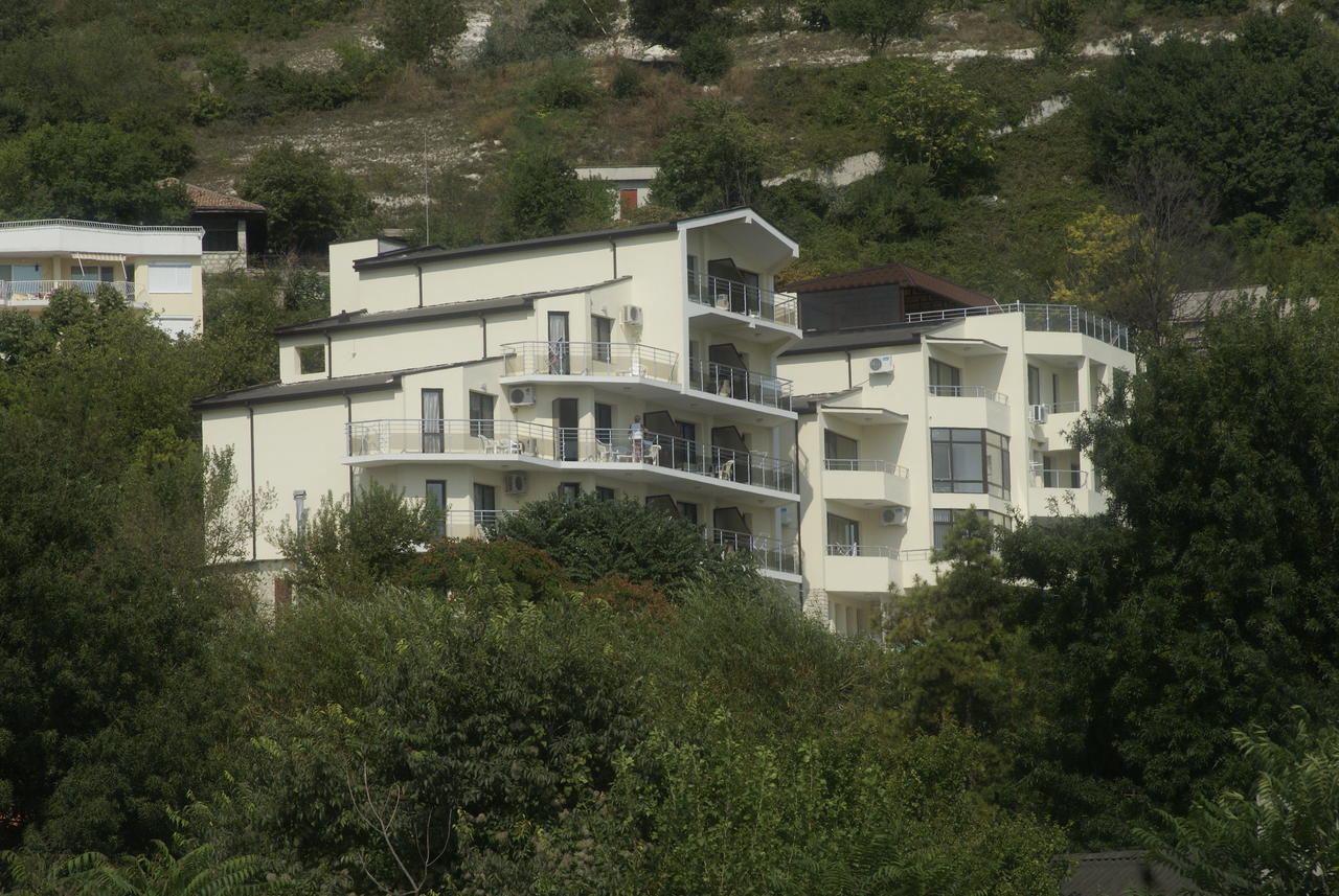 קברנה Family Hotel Venera מראה חיצוני תמונה